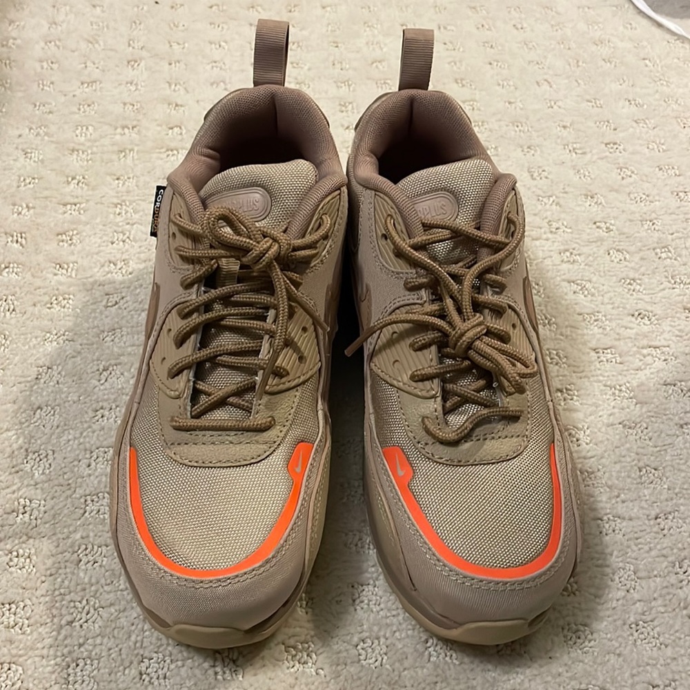 NIKE AIR MAX 90 SURPLUS Captain Jack limited edition shoes. Never worn. 7M 8.5W